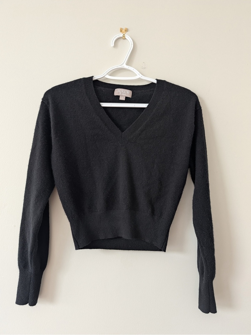 J. Crew Black Cashmere V-Neck Slim Knit Sweater Xs